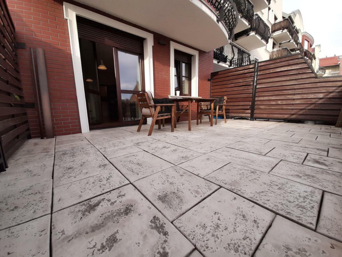 Apartamenty Lubin - Kamieniczka W Centrum Bagian luar foto